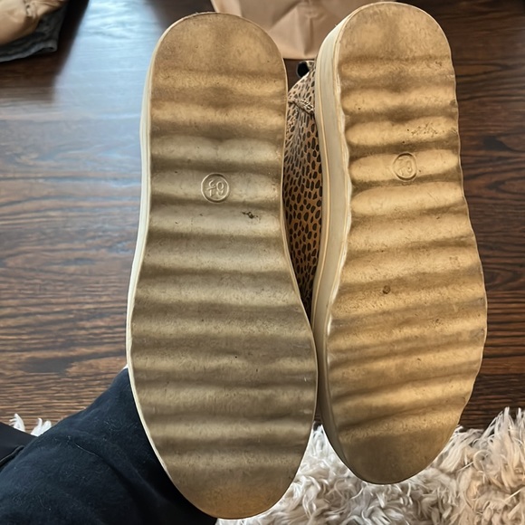 Animal Print Shoes - Picture 3 of 4